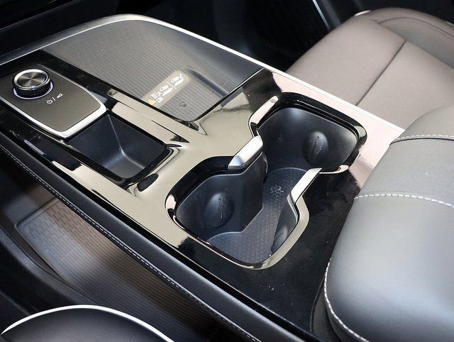 New 2026 Buick Enclave Preferred w/ LPO, Floor Liner Package image 23