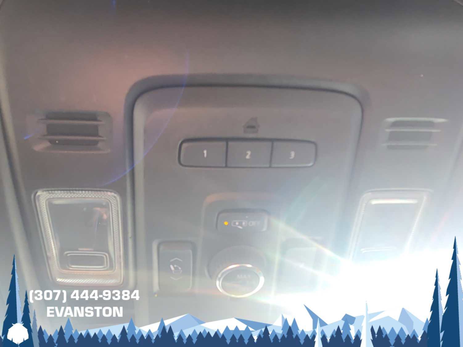 Used 2021 Chevrolet Suburban LT w/ LT Signature Package image 29