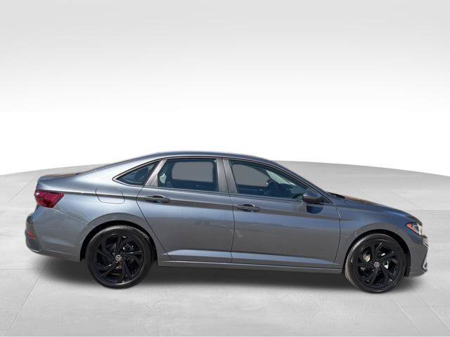 New 2027 Volkswagen Jetta SE