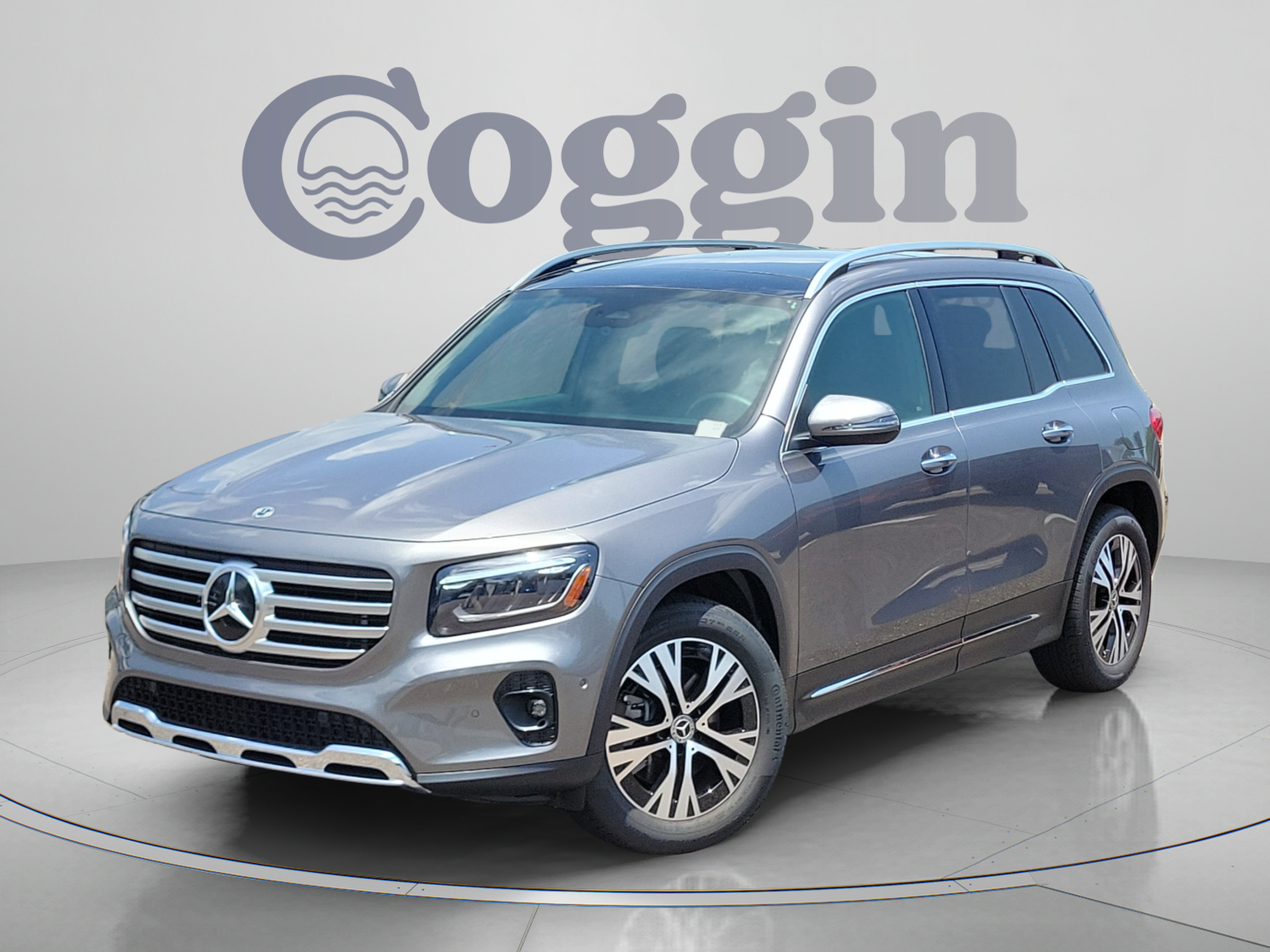 Used 2026 Mercedes-Benz GLB 250 image 1