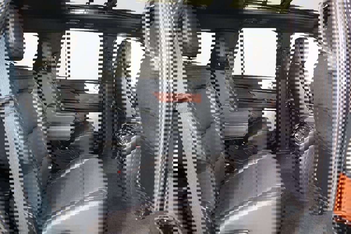 Used 2021 Lincoln Navigator Reserve w/ Luxury Package image 16