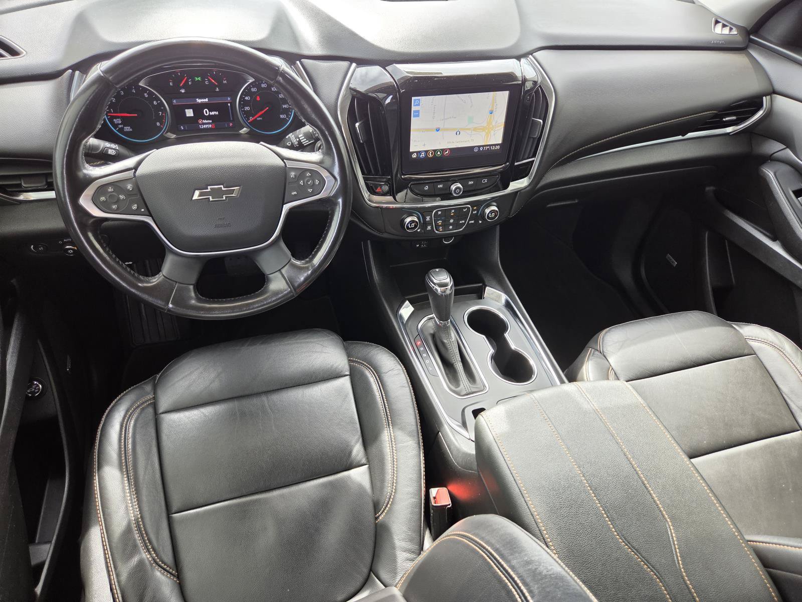 Used 2020 Chevrolet Traverse RS FWD image 17