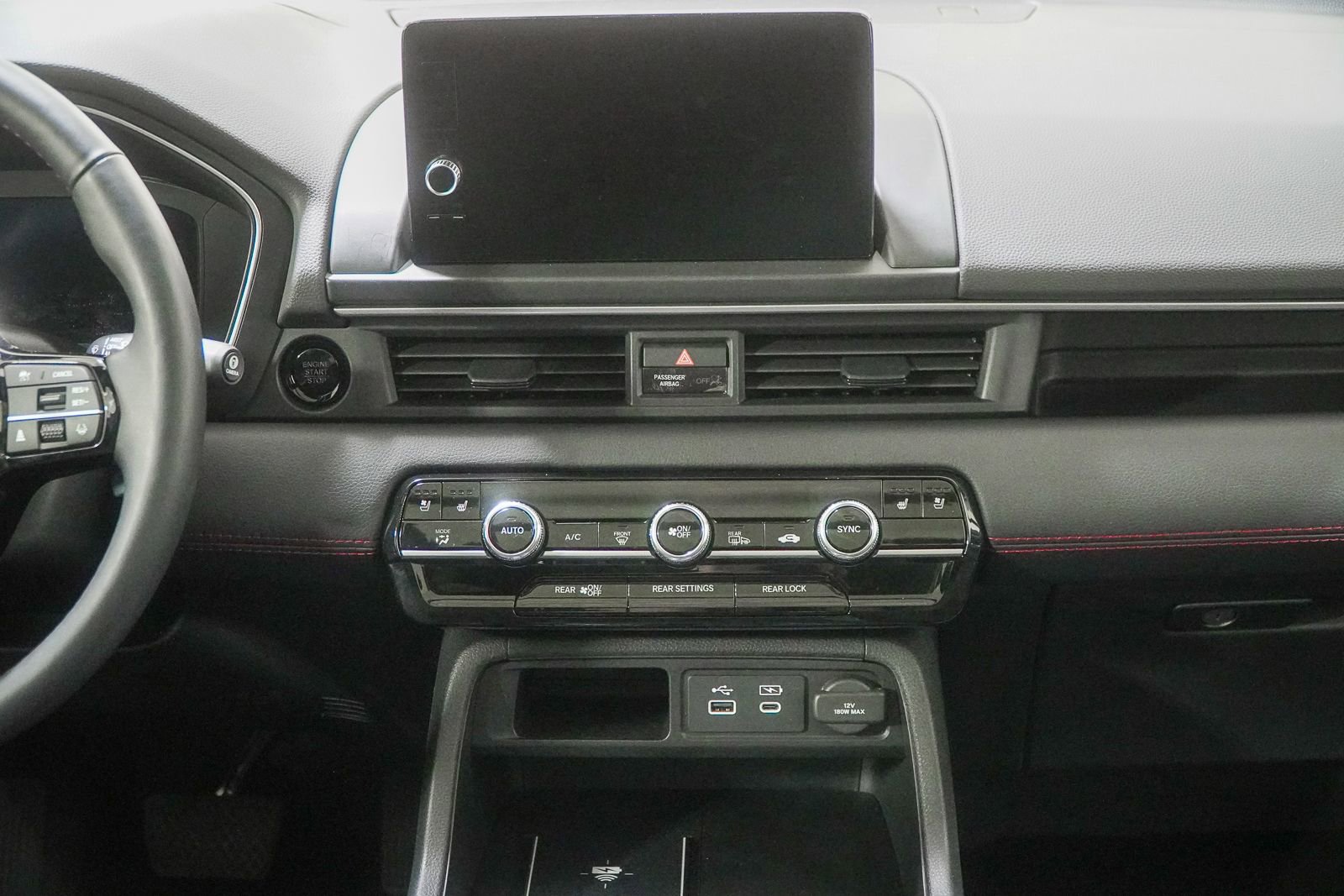 Certified 2025 Honda Pilot Black Edition image 30