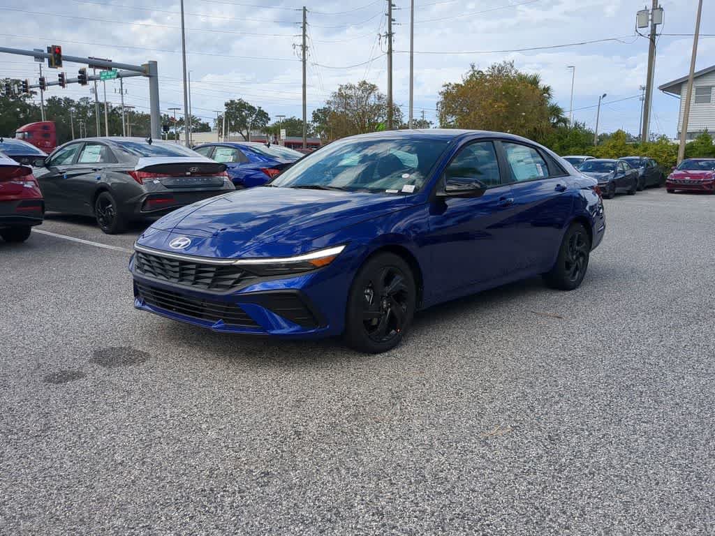 New 2026 Hyundai Elantra Sport FWD image 2