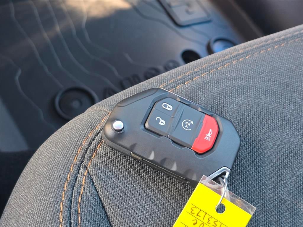 New 2026 Jeep Gladiator Sport AWD/4WD image 12