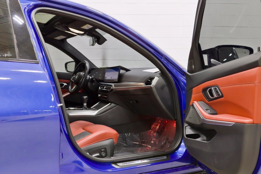 Used 2023 BMW M3 w/ M Carbon Exterior Package RWD image 57