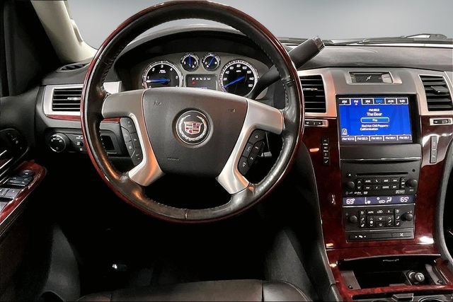 Used 2013 Cadillac Escalade EXT Premium AWD/4WD image 11