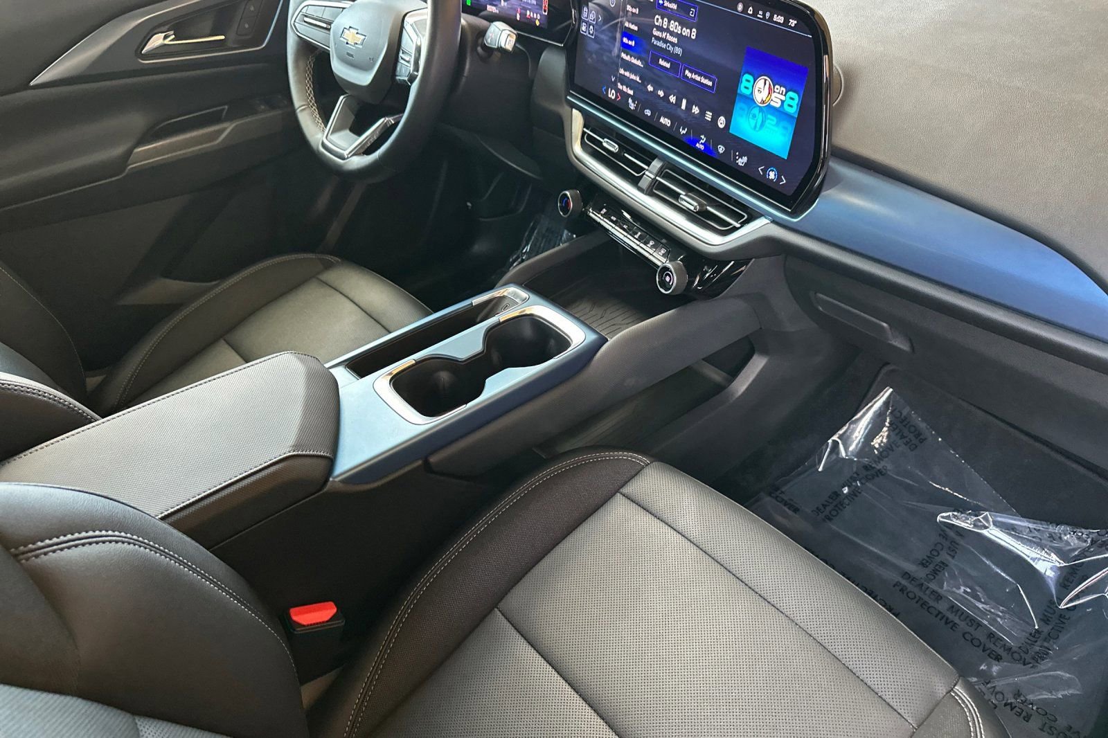 Used 2024 Chevrolet Equinox EV LT image 17