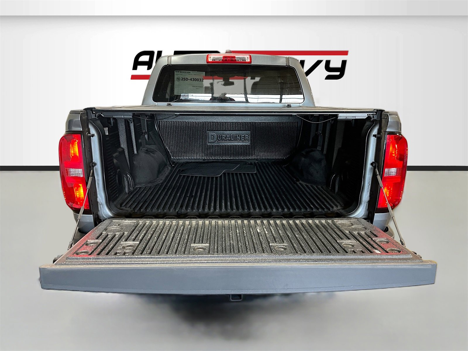 Used 2022 Chevrolet Colorado W/T w/ WT Convenience Package image 24