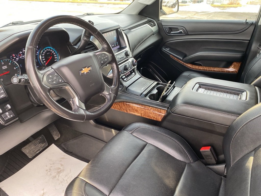 Used 2018 Chevrolet Suburban Premier image 28
