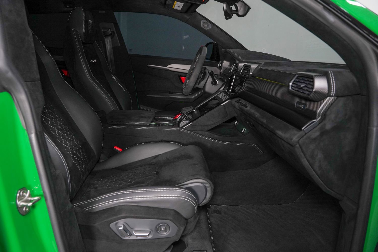 Used 2023 Lamborghini Urus Performante image 33