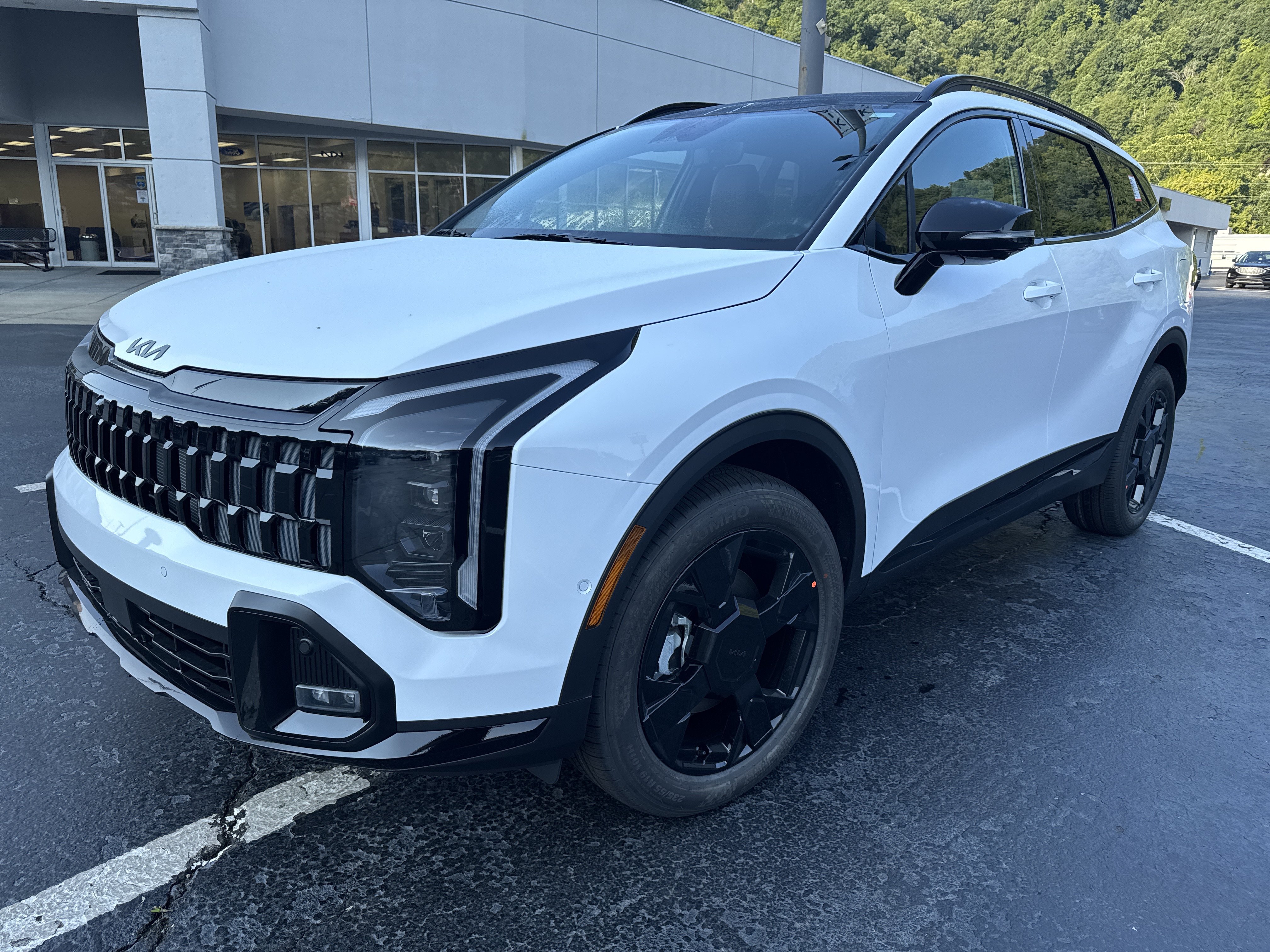New 2026 Kia Sportage X-Line w/ X-Line Technology Package AWD/4WD image 3