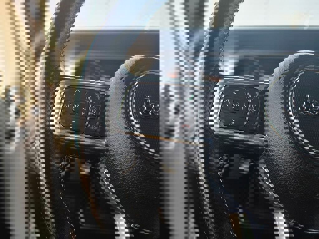 Used 2021 Jeep Wrangler Unlimited Sahara image 23