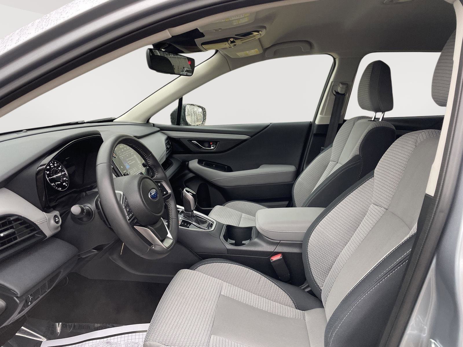 Certified 2025 Subaru Outback Premium image 10