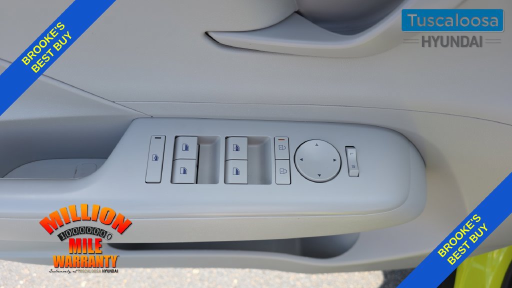 Used 2025 Hyundai Kona SEL AWD/4WD image 13