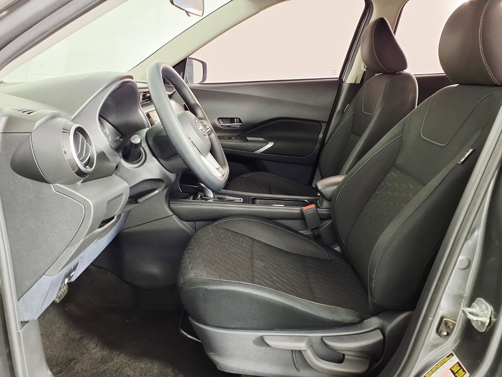 Used 2022 Nissan Kicks SV FWD image 17