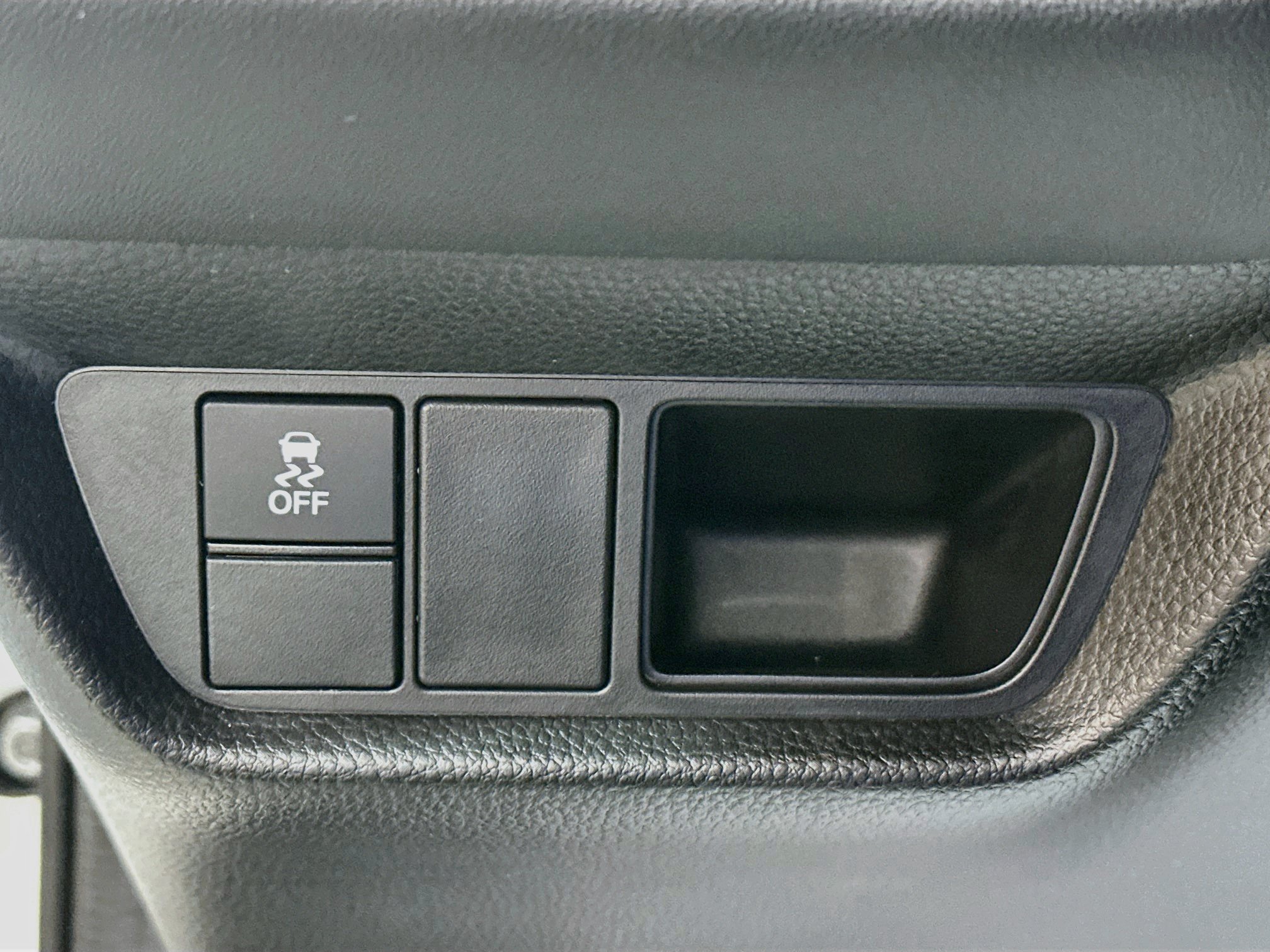 Used 2024 Honda HR-V EX-L image 10