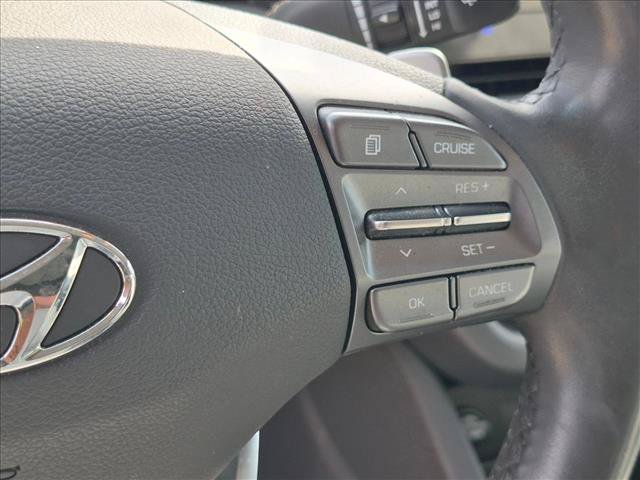 Used 2020 Hyundai Ioniq SE FWD image 13