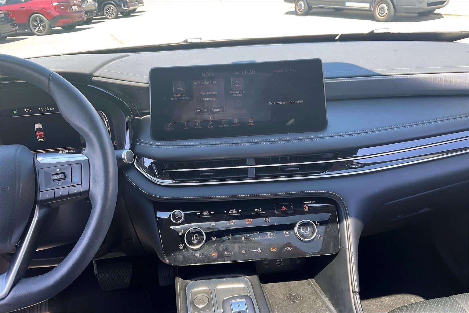 Used 2023 INFINITI QX60 Luxe w/ Cargo Package AWD/4WD image 6