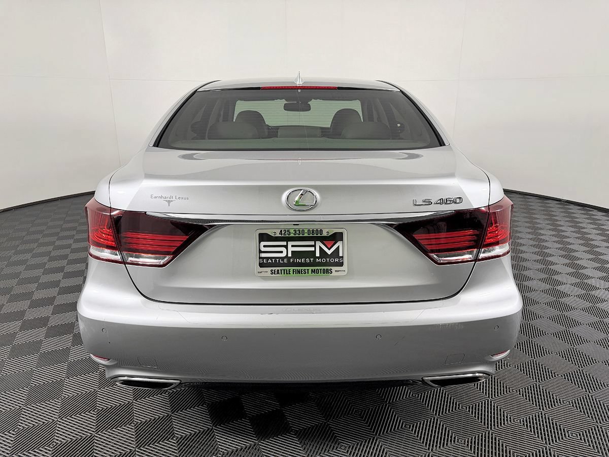Used 2014 Lexus LS 460 w/ Comfort Package RWD image 10