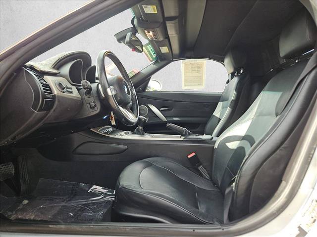 Used 2004 BMW Z4 3.0i RWD image 15