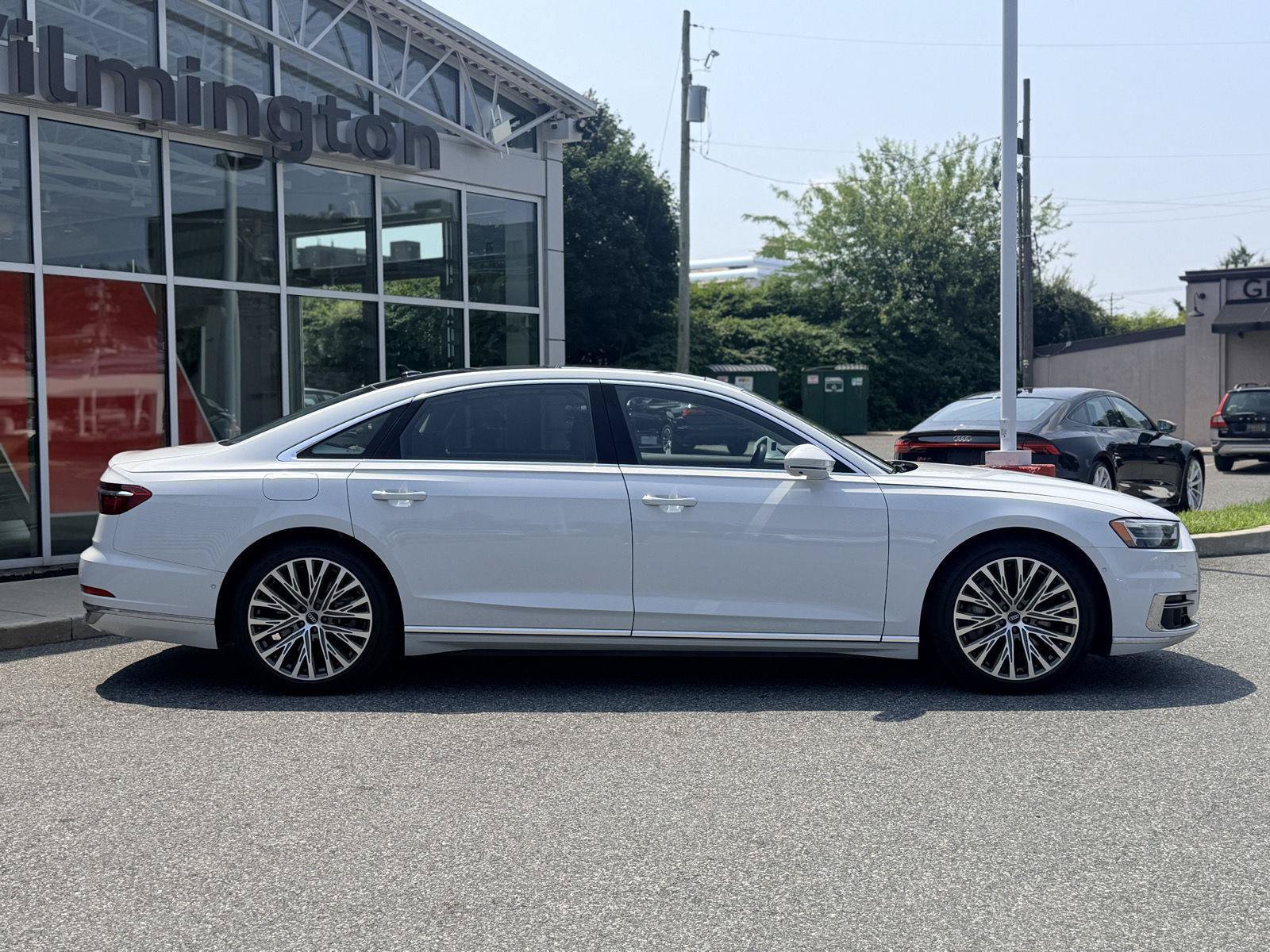 Certified 2021 Audi A8 L 3.0T w/ Executive Plus Package AWD/4WD image 7