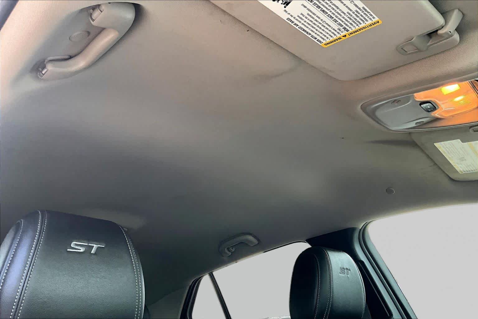 Used 2024 Buick Encore GX Sport Touring AWD/4WD image 14