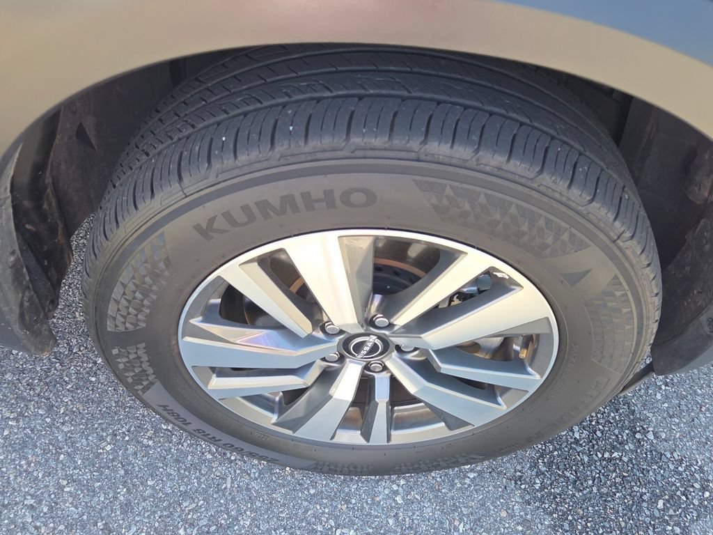 Certified 2025 Nissan Pathfinder SL AWD/4WD image 15