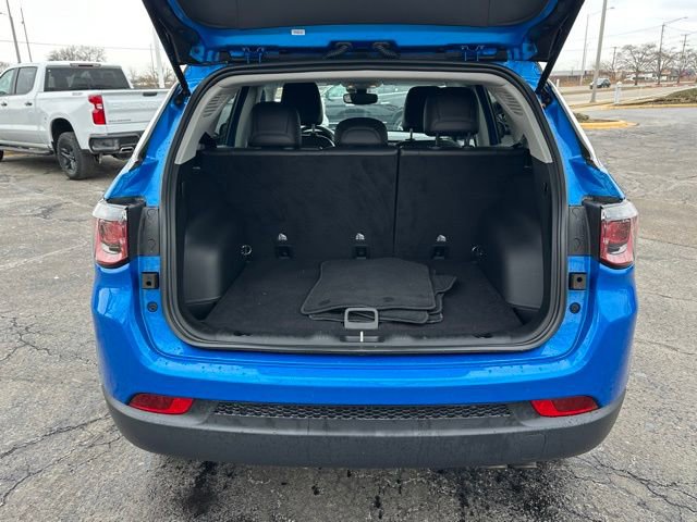 Used 2022 Jeep Compass Limited image 18