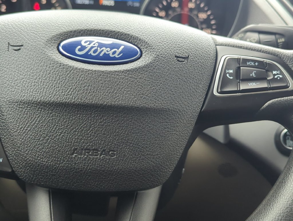 Used 2019 Ford Escape SE AWD/4WD image 16