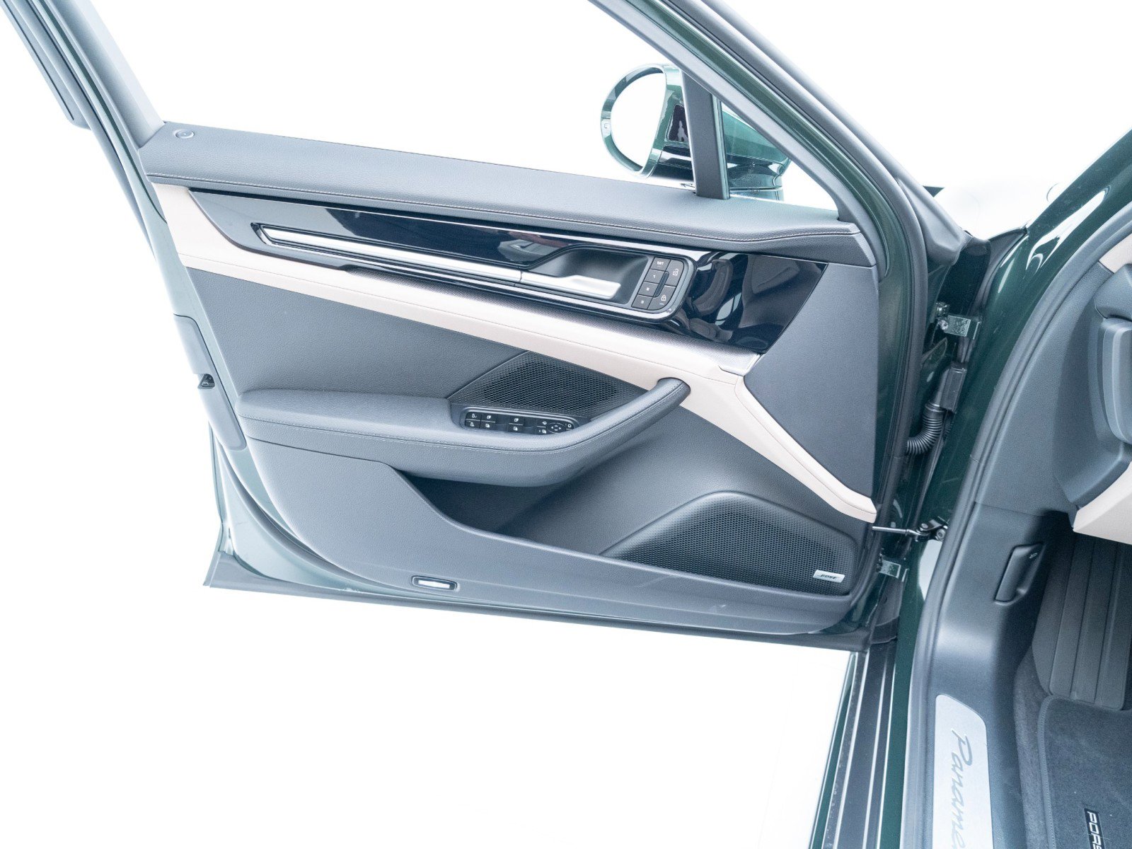 New 2026 Porsche Panamera 4 AWD/4WD image 23