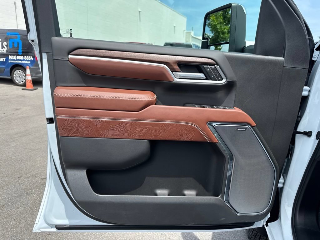 New 2026 GMC Sierra 3500 Denali Ultimate AWD/4WD image 11