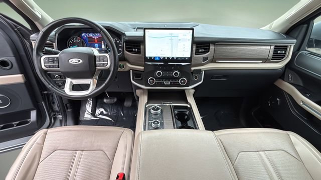 Used 2024 Ford Expedition Max Limited image 16
