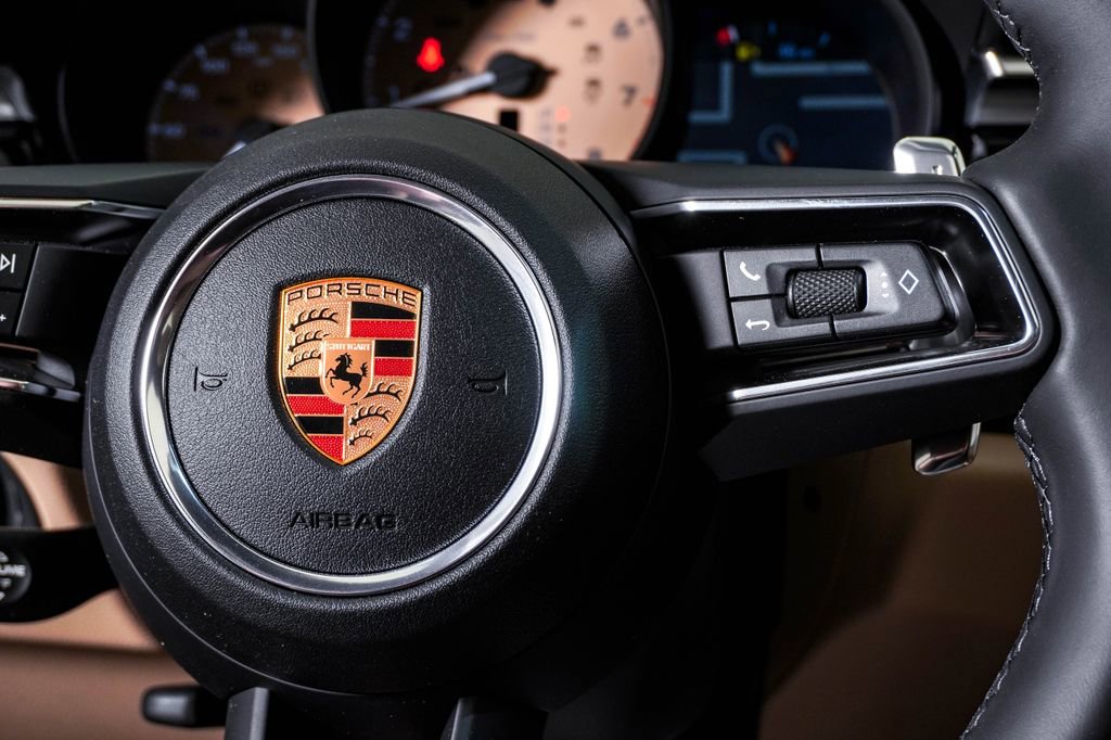 New 2026 Porsche Macan AWD/4WD image 19
