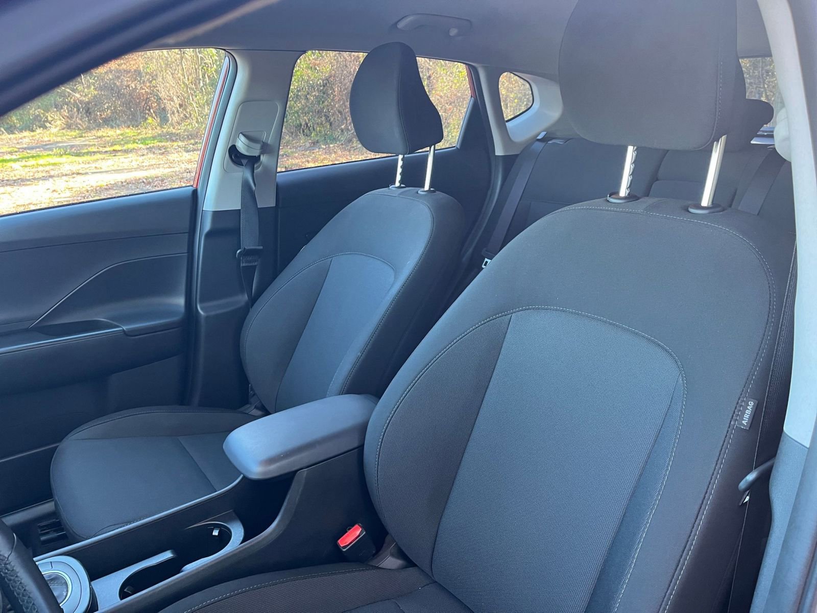 Used 2025 Hyundai Kona SEL image 36