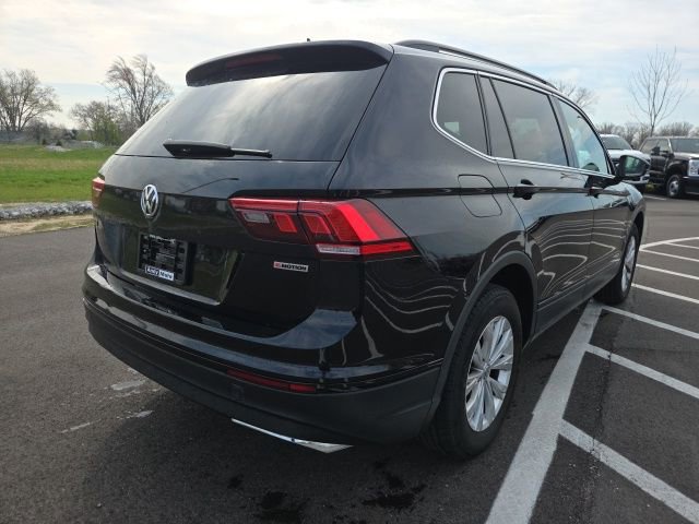 Used 2019 Volkswagen Tiguan SE AWD/4WD image 8