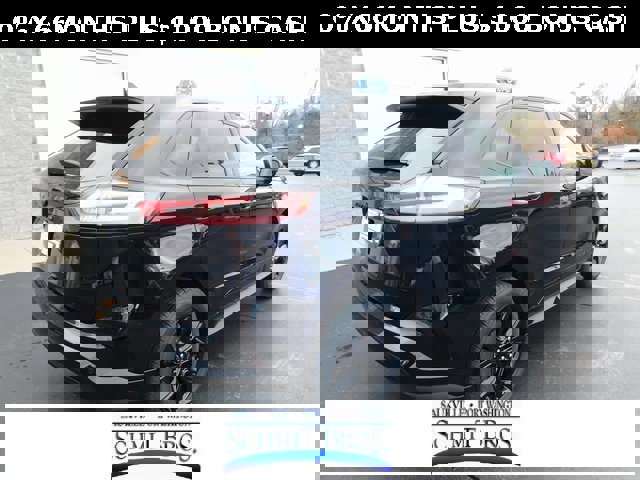 Used 2024 Ford Edge SE w/ Black Appearance Package image 34