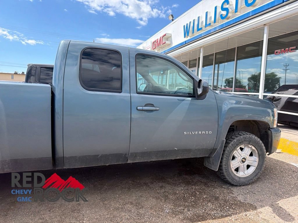 Used 2011 Chevrolet Silverado 1500 LTZ w/ LTZ Plus Package AWD/4WD image 15