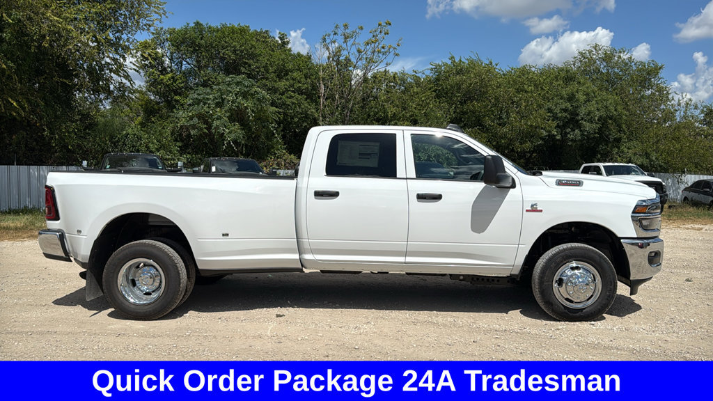 New 2027 RAM 3500 Tradesman AWD/4WD image 2