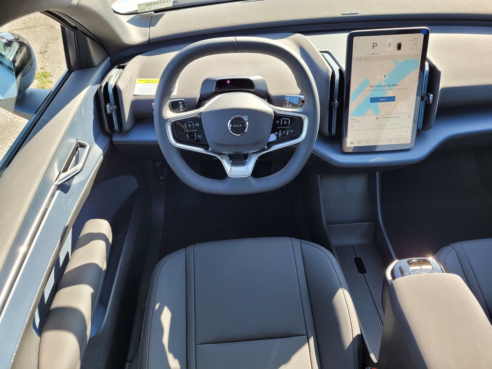New 2026 Volvo EX30 Plus w/ Protection Package Premier image 10