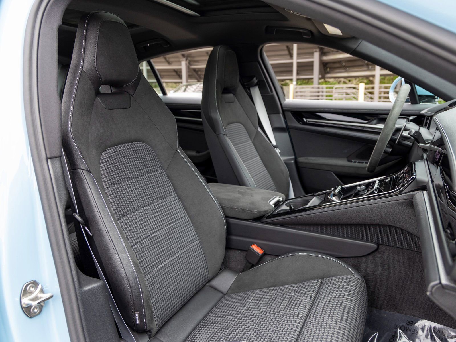 Certified 2025 Porsche Panamera 4 image 58