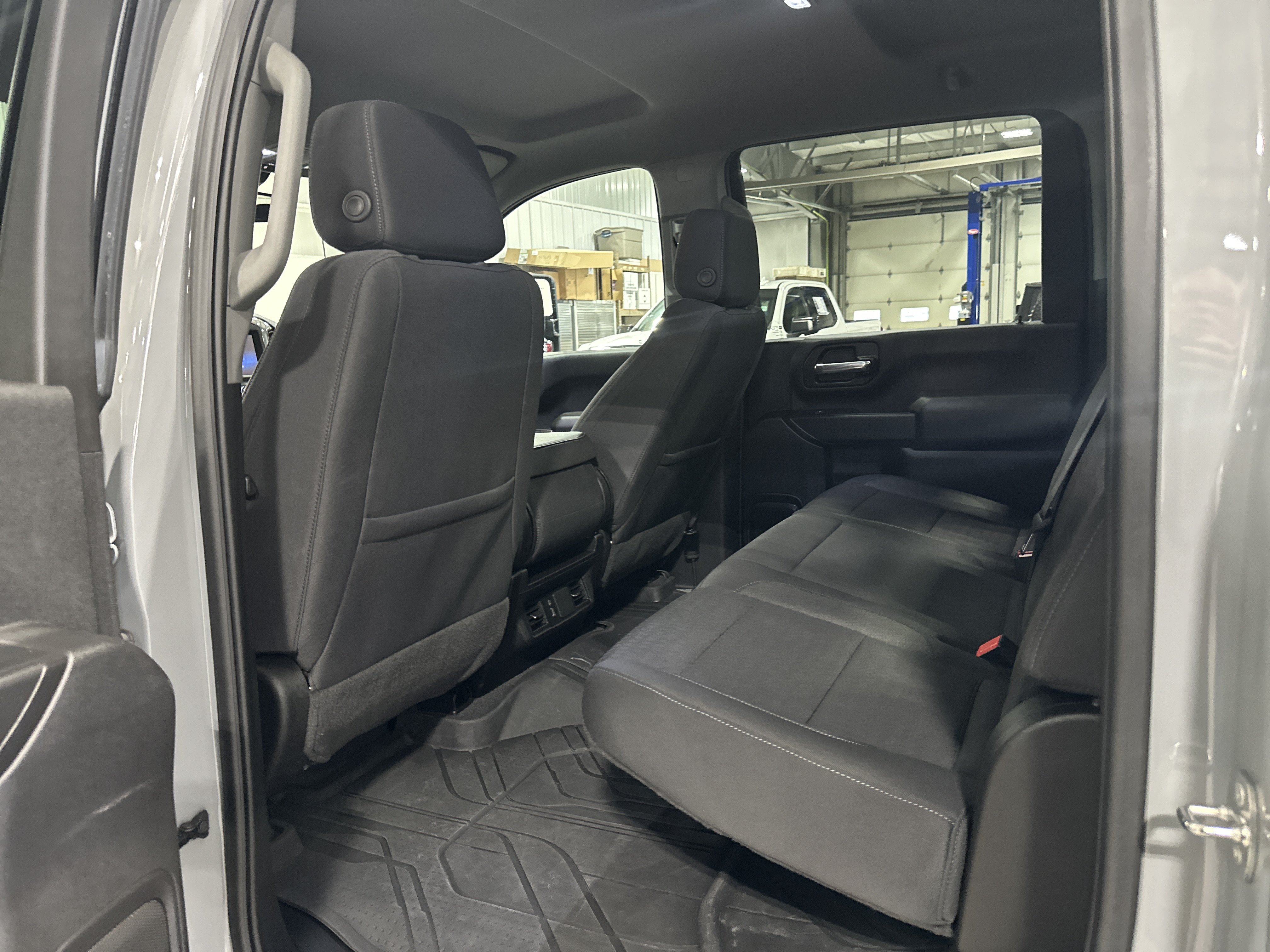 Used 2024 Chevrolet Silverado 2500 Custom w/ Custom Convenience Package AWD/4WD image 11