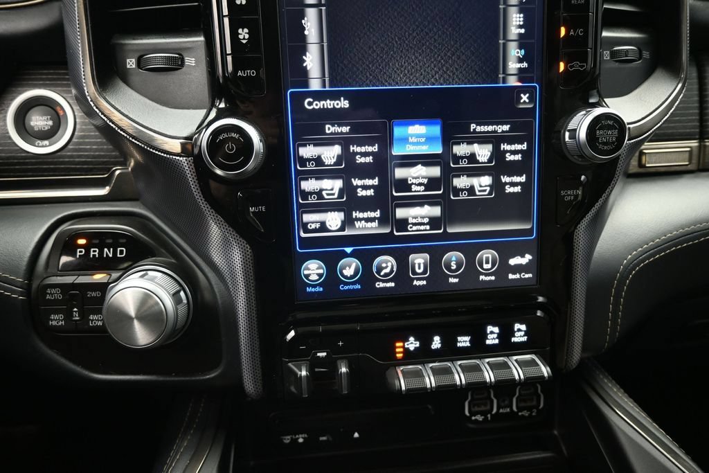 Used 2019 RAM 1500 Limited w/ Advanced Safety Group AWD/4WD image 17