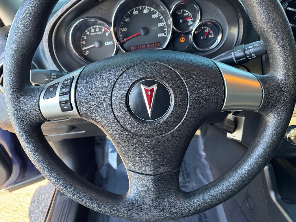 Used 2010 Pontiac G6 Sedan image 31