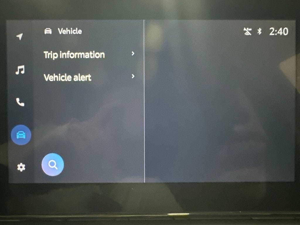 Used 2025 Toyota RAV4 XLE FWD image 30