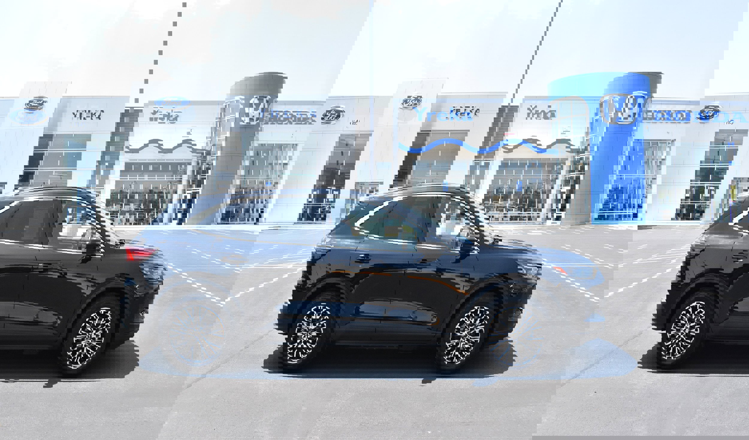 Used 2023 Ford Escape SE w/ PHEV Premium Package