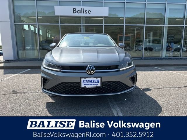 New 2025 Volkswagen Jetta SE image 2