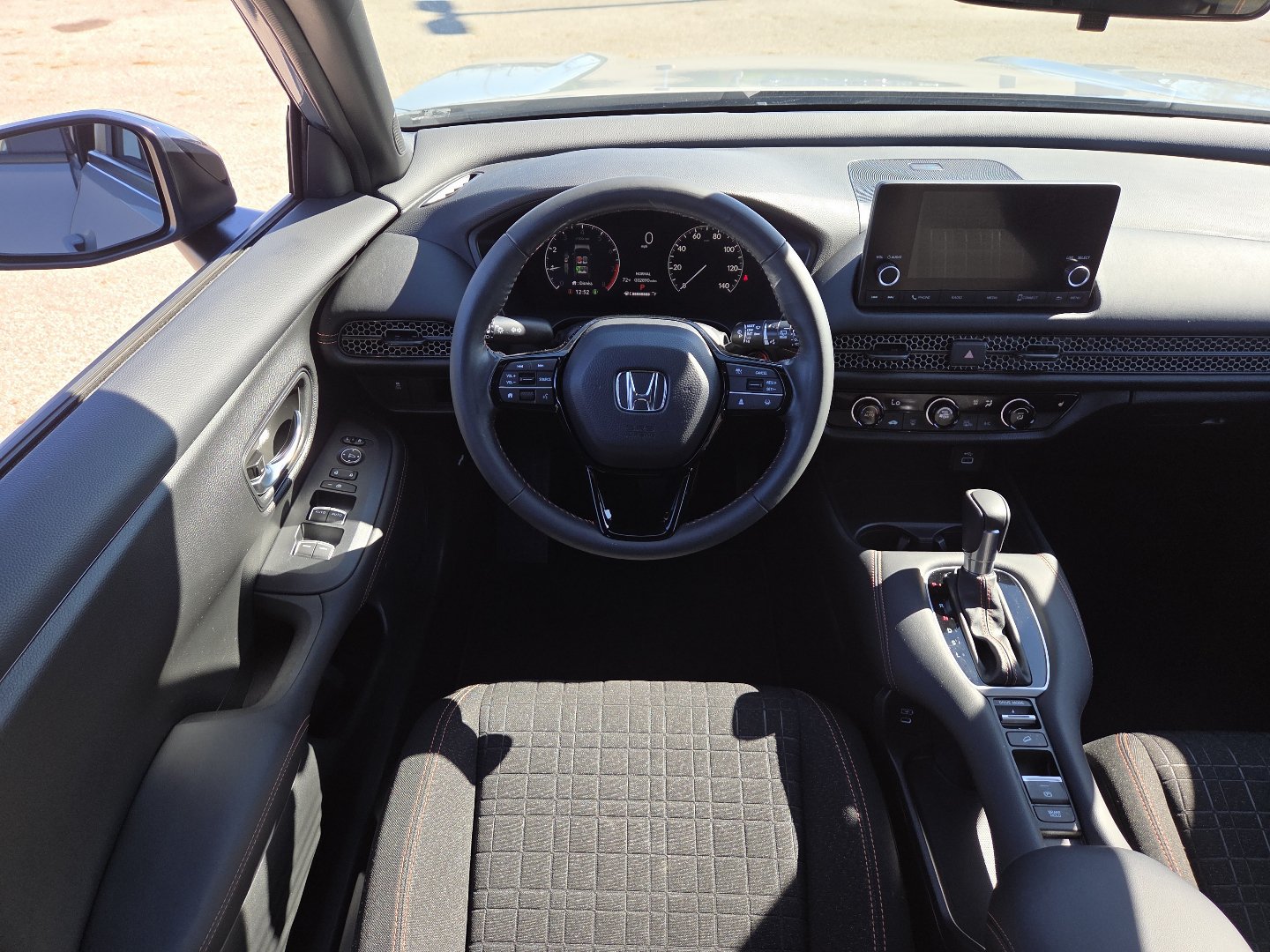 Used 2024 Honda HR-V Sport image 25