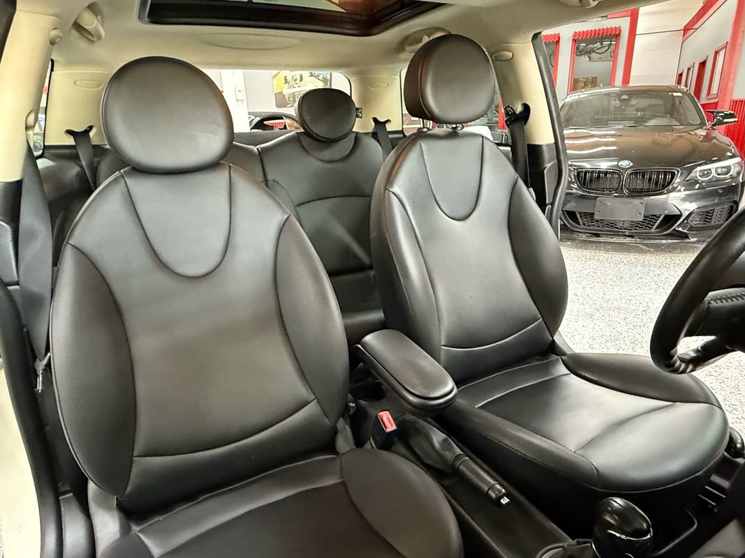 Used 2012 MINI Cooper Hardtop image 20