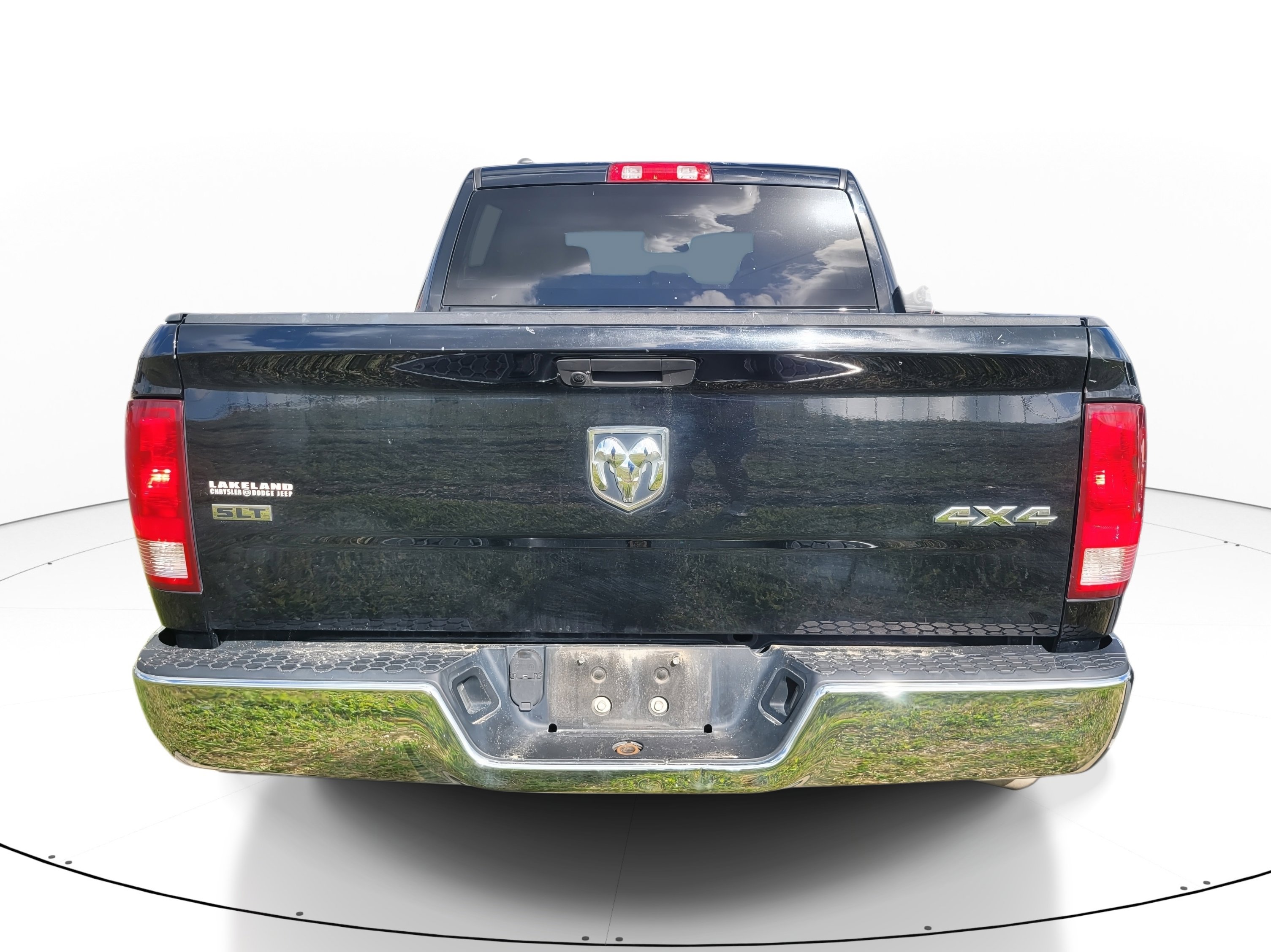 Used 2022 RAM 1500 Classic SLT image 5